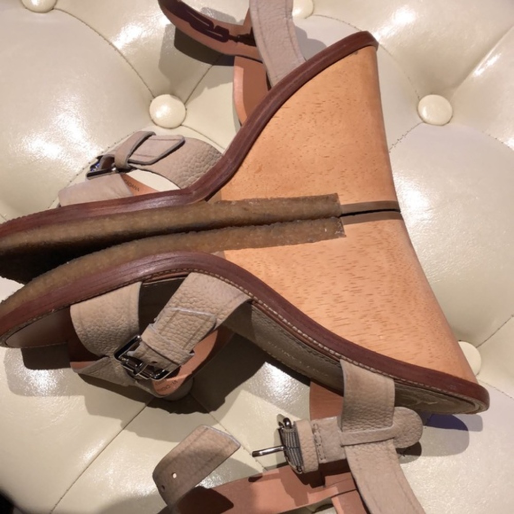 Vince Camuto Signature VI-CADANA genuine Leather wood wedge, size 8.5 - Picture 8 of 14